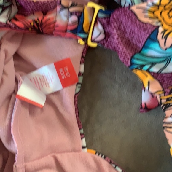 Victoria’s Secret One Piece Swimsuit - Picture 6 of 6